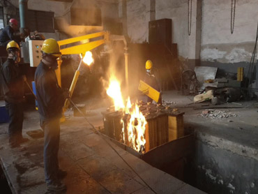 Tvornica manipulacija